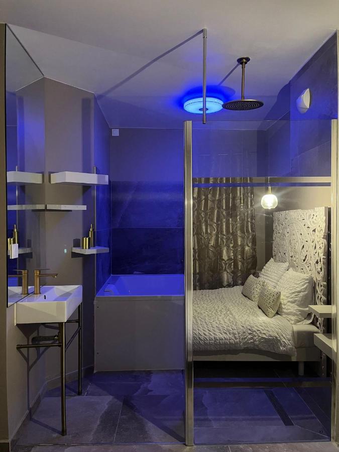 Love Room Mille Et Une Nuits Нарбонн Екстер'єр фото